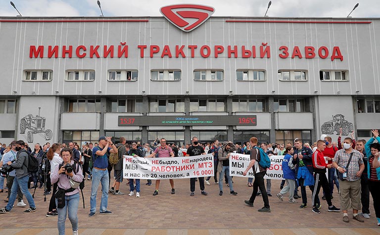 У Білорусі почався масовий страйк: не працюють кафе та магазини