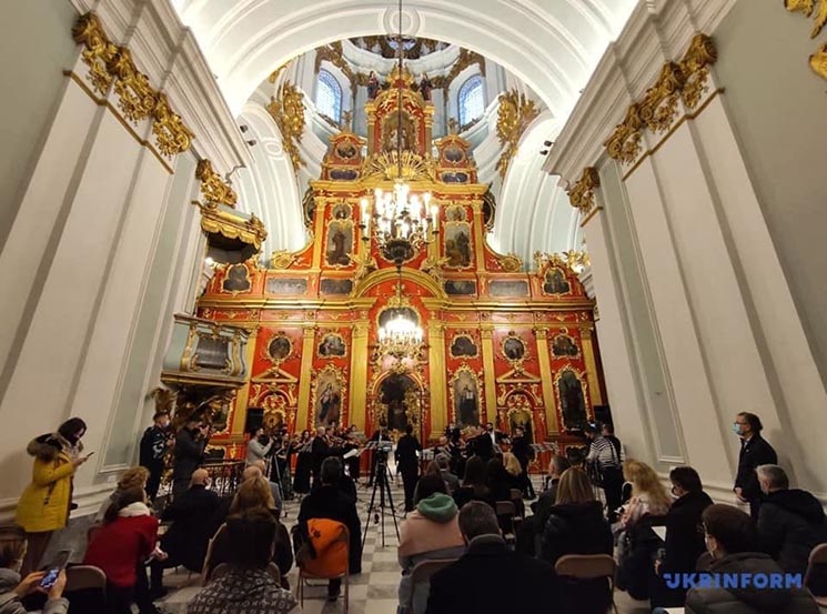 В Києві відкрили Андріївську церкву після довгих 11 років реконструкції