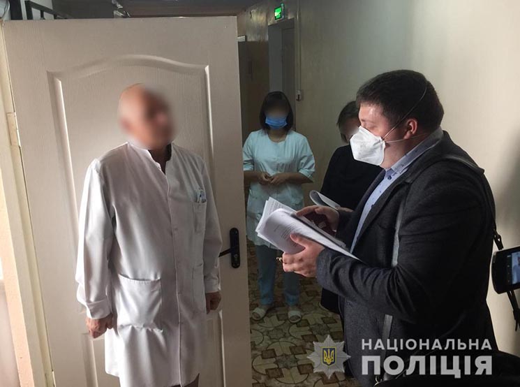 На Київщині викрили схему продажу вакцини від COVID-19