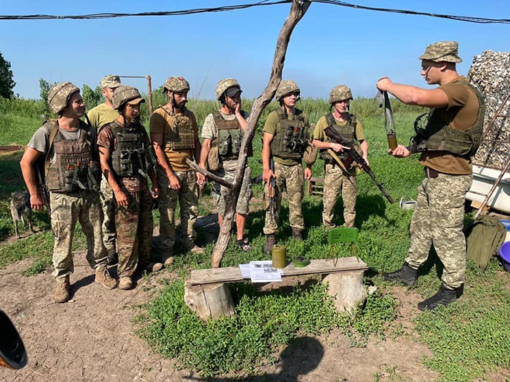 Військовослужбовці 72-ї ОМБр ім. Чорних Запорожців взяли участь у навчаннях з протимінної безпеки